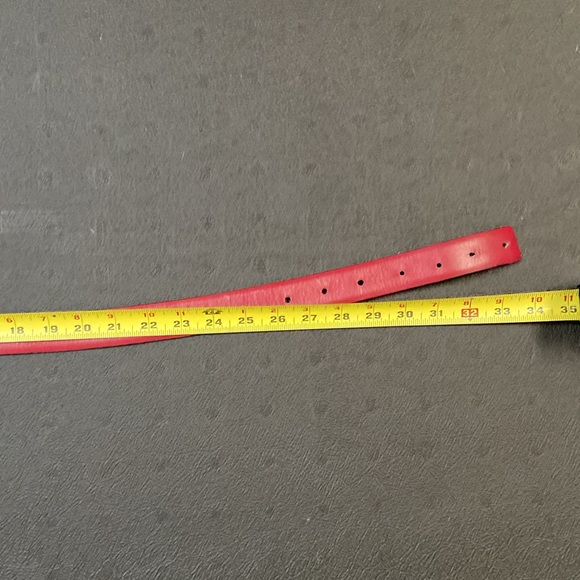 Red Prada woman’s belt - Picture 4 of 6